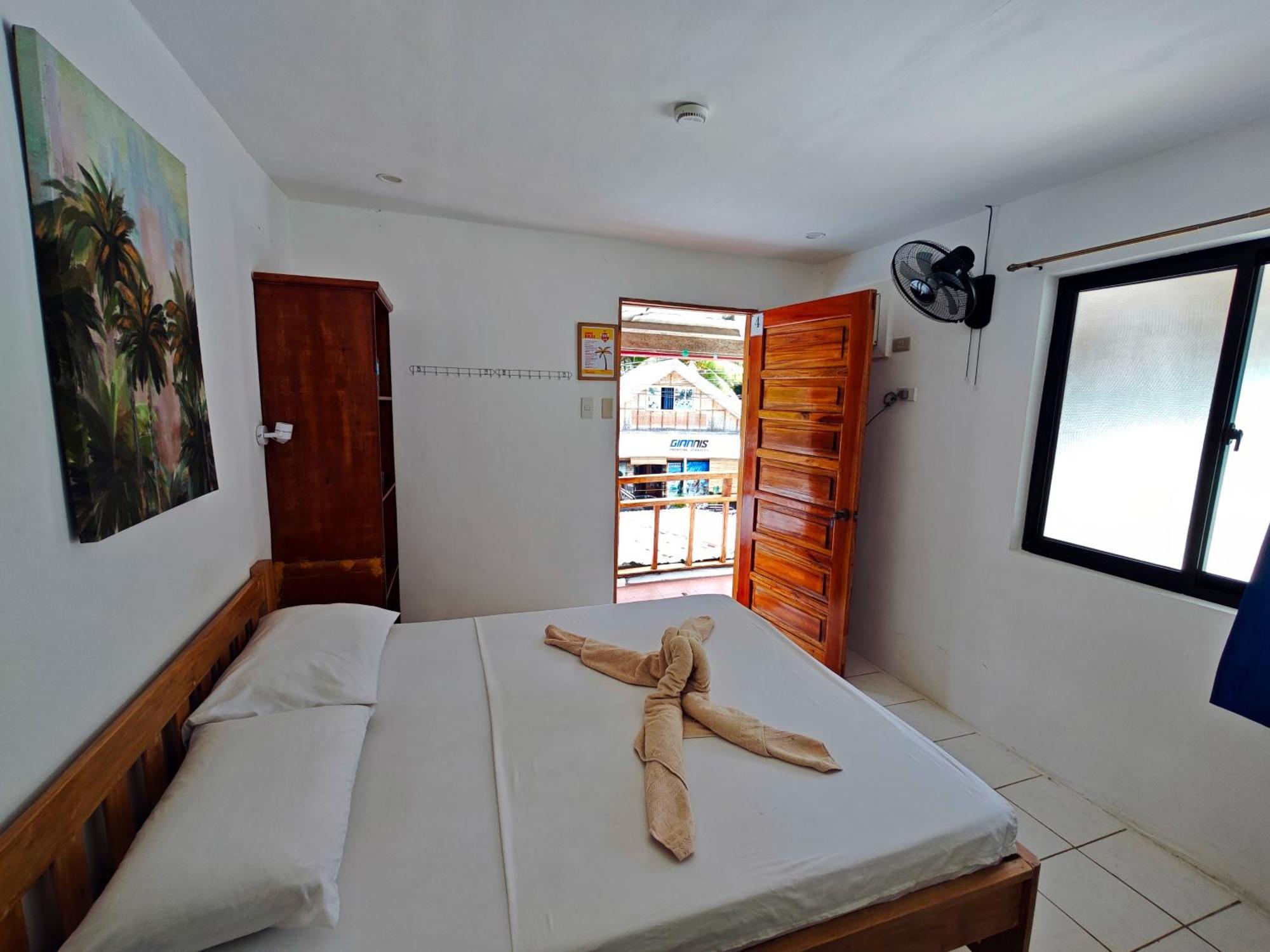 Room-Cola Inn Сикихор Экстерьер фото